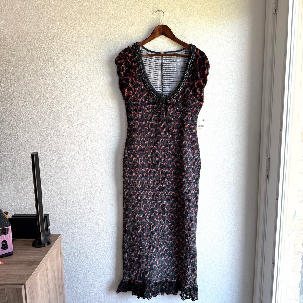 NWT Free People Womens Dress Black Red McKenna Smocked Floral Midi Size Large - Picture 2 of 11